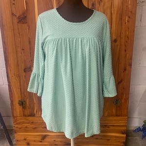 Zenna outfitters blouse.